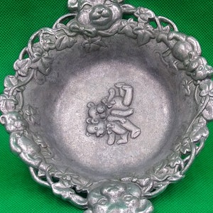 Ciotola per neonati vintage in peltro Arthur Court a forma di orsacchiotto: decorazione per la cameretta dei bambini