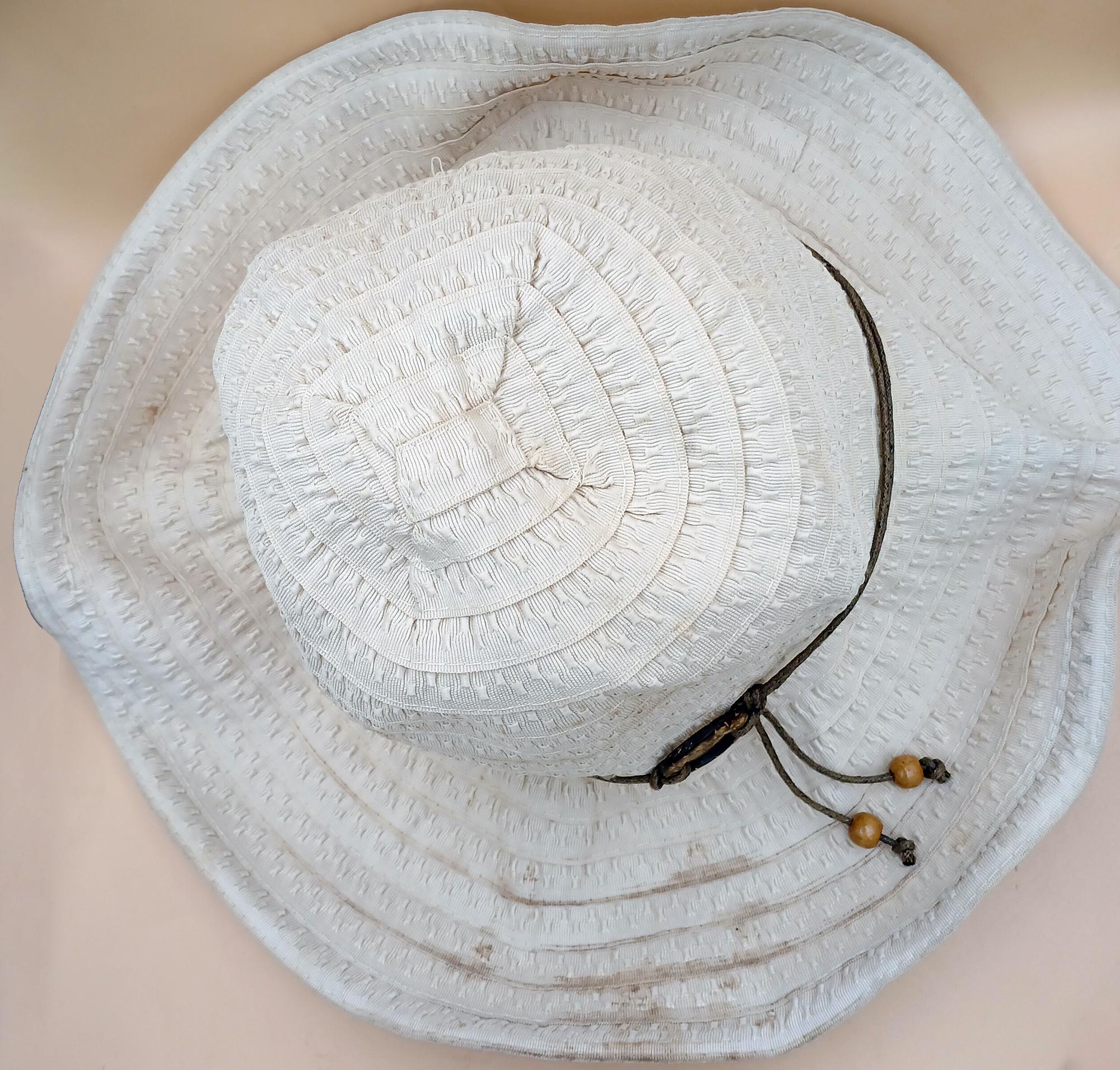 Vintage betmar Wide-Brim Straw Sun Hat with Ivory Sheer Scarf Betmar Beach Wide Brim Sun Hat Ivory UPF 50 Floppy Vintage  main image 2