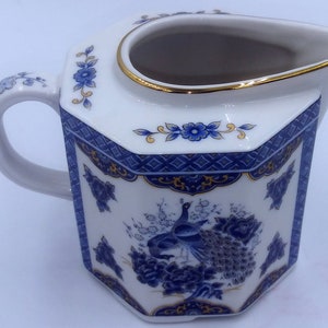 Andrea By Sadek Sugar Bowl and Creamer Set: Vintage Oriental Peacock Decor