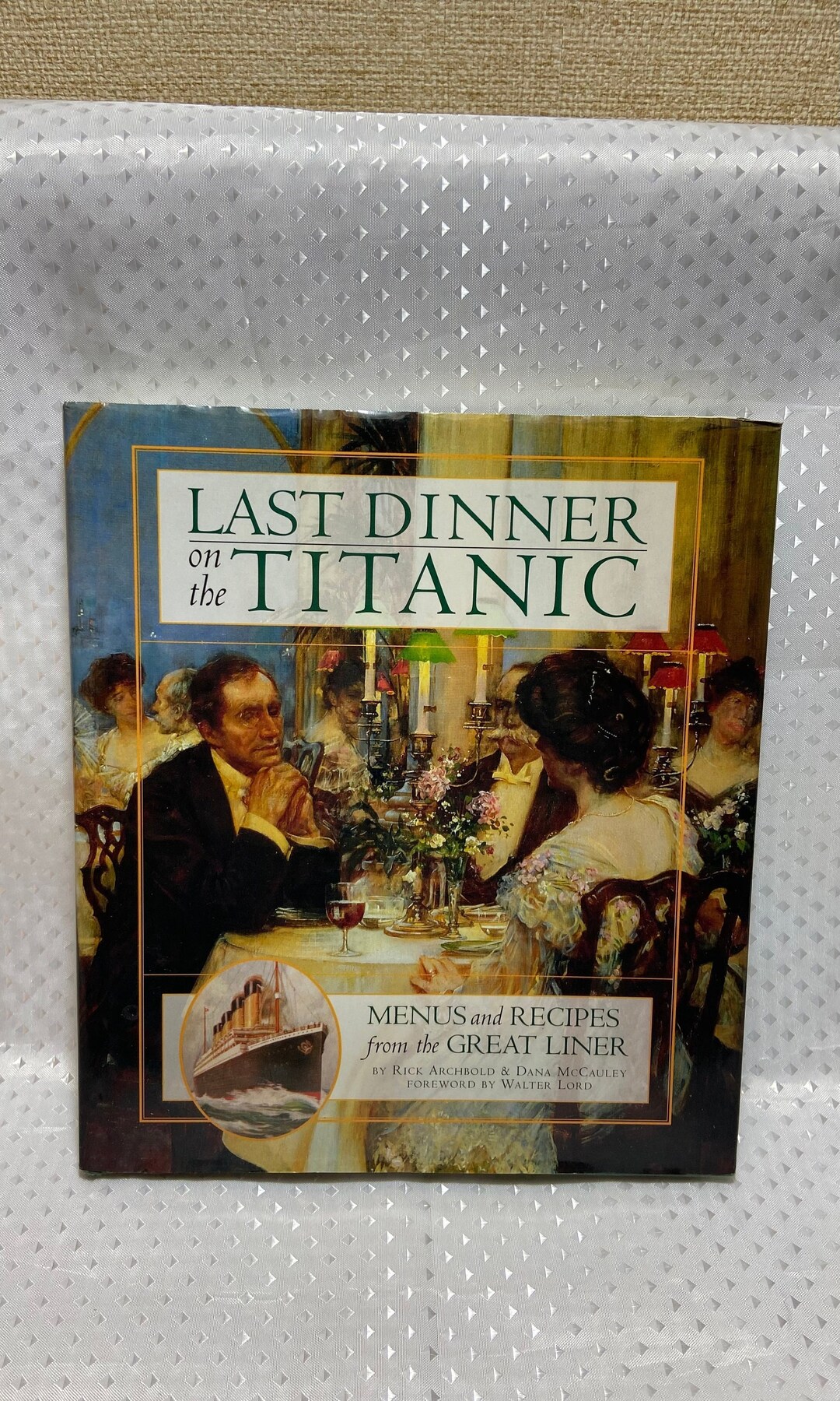 on　the　Edition　Dinner　First　Etsy　Last　Kong　Titanic　Hong