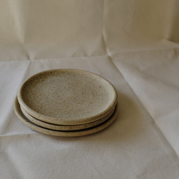 petites assiettes en céramique faites à la main, plaques latérales, plaque à bijoux