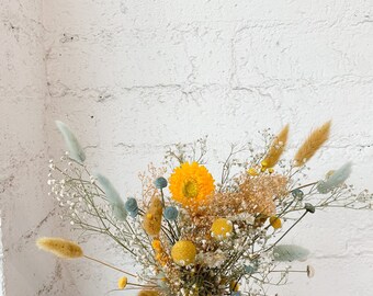 Phliofd Dried Flowers Bouquet Dried Daisy Mums Flowers 18'' Yellow Flowers Arrangements Dried Bunny Tails Grass for Outdoors Home Vase Wedding DIY Table Centerpiece Party Gifts Farmhouse Decor 