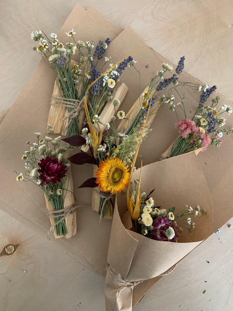 Palo Santo & dried flowers bundles, mini dried flowers with palo santo, gift for her, palo santo bundles, dried flowers mini bouquets, image 4