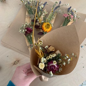 Palo Santo & dried flowers bundles, mini dried flowers with palo santo, gift for her, palo santo bundles, dried flowers mini bouquets, image 6