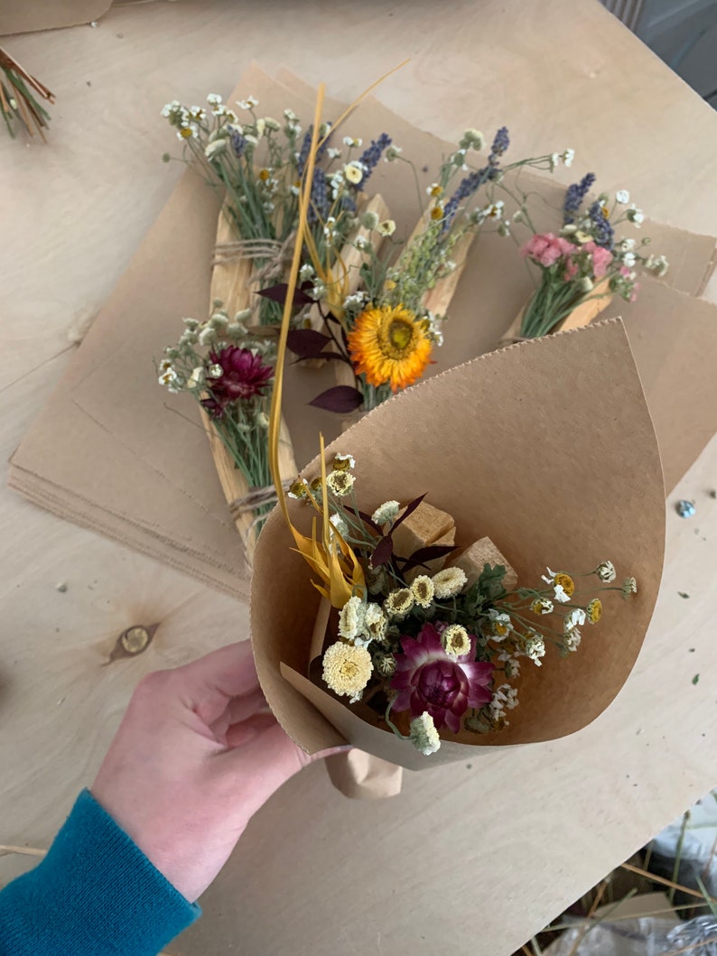 Palo Santo & dried flowers bundles, mini dried flowers with palo santo, gift for her, palo santo bundles, dried flowers mini bouquets, image 6