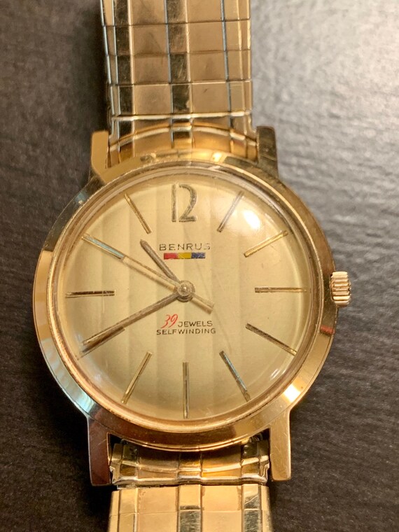 Old benrus watches value