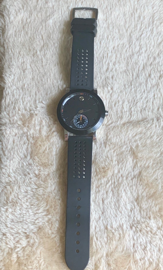 movado circa motion x