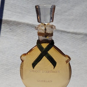 Chant d&#39;Arômes by Guerlain - perfume bottle Baccarat, 1962, 1998, Paris, France