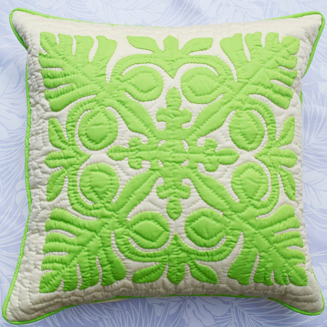 Hawaiian Quilt Throw Pillow Covers Breadfruit 18 X 18 Etsy