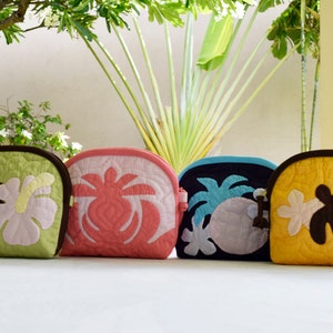 Cosmetic Bag/Day Bag-Hawaiian Quilted