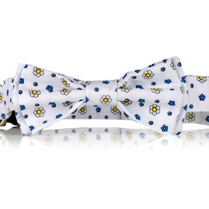 White and Blue Floral Bow Tie Dog Collar, Floral Dog Collar, Puppy Collar, Handmade White Dog Collar, Adjustable Collar, Cute Dog Collar