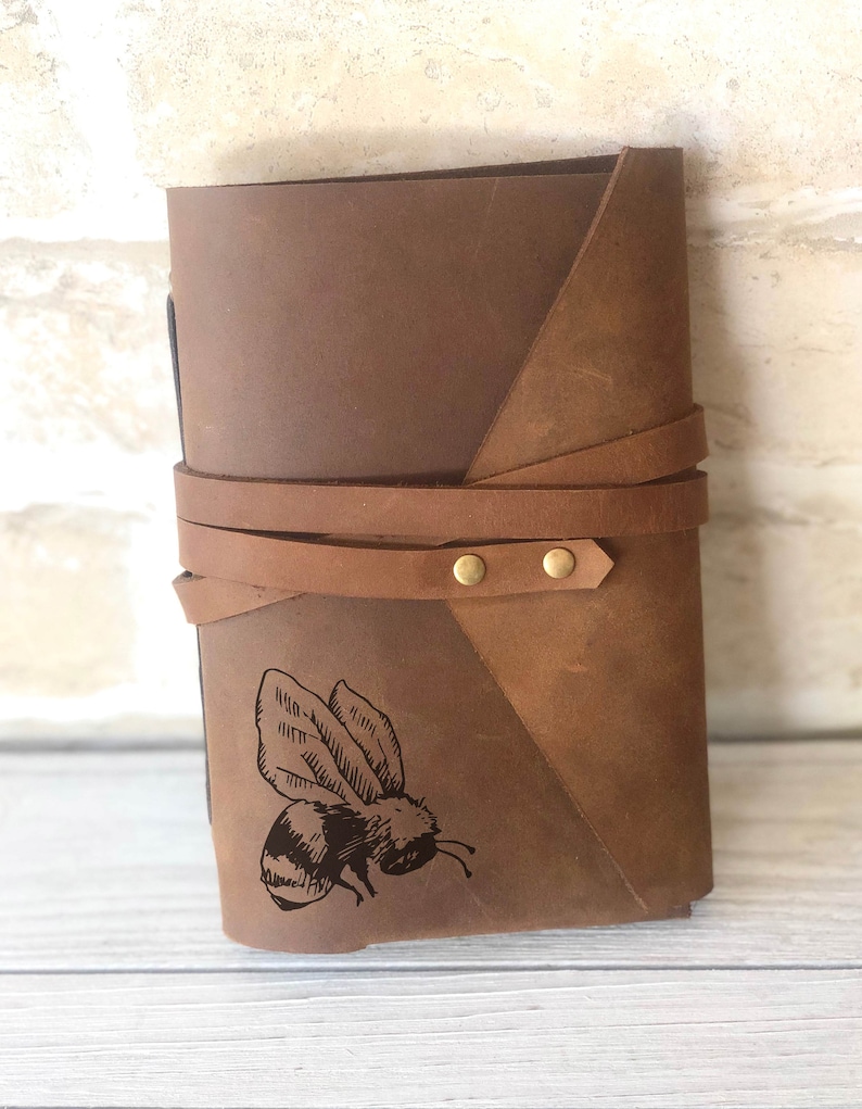 Refillable Garden Journal, Personalised Garden Planner, Leather Journal, Bee Notebook, Gardening Journal, Bee Journal, Field Journal image 8