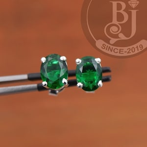 Amazing Emerald Oval Cut Stud Earring, 925 Sterling Silver Women&#39;s Engagement Wedding Stud Earring, May Birthstone Earring, Emerald Earring