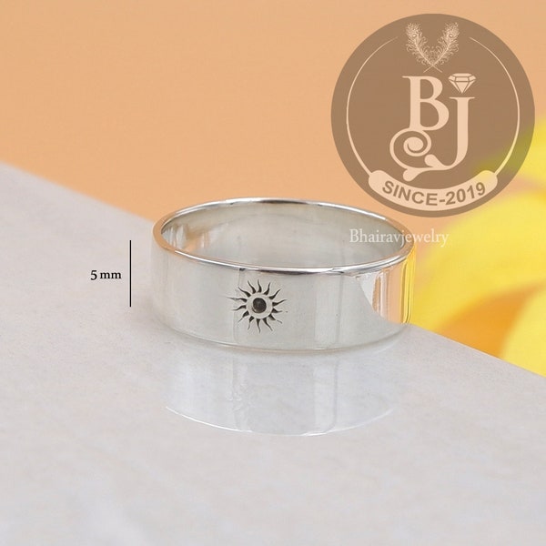 Engraved Sun Ring, 9258 Sterling Silver Sun Ring, Sun Jewelry, Sun Engraved Ring, Sun Promise Ring, Anniversary Ring, Gift for Her, Gift