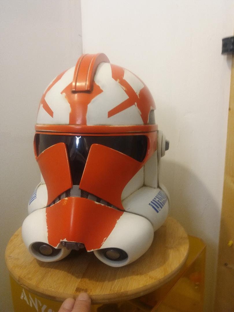 Ahsoka CLONE TROOPER HELMET 332nd Company Phase 2 Damaged / Star Wars