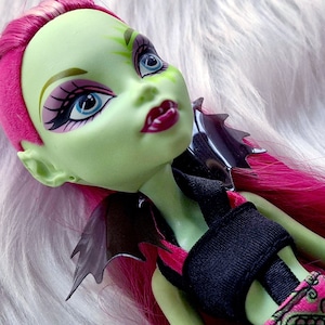 DRESSED VENUS Monster High Dolls for OOAK Doll Making / One Doll / 1 Doll mh