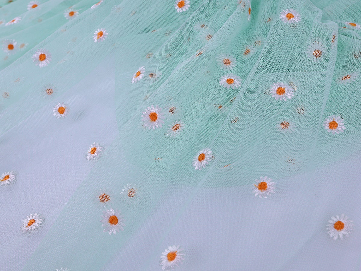 Small Daisy Mesh Fabric Flowers Embroidered Netting Cloth for Clothing ...