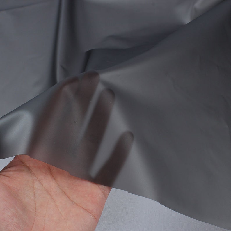 Tissu en TPU noir mat givré Imperméable Imperméable Tissu en vinyle du concepteur créatif 138 cm de large par yard 0,2 mm d'épaisseur image 1