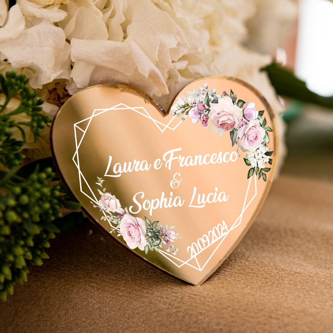 Recuerdo de boda con forma de corazón de rosas recuerdo de