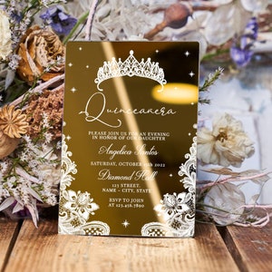 Invito glamour per la Quinceañera / Biglietto per la festa della Quinceañera dorato scintillante / Inviti carini per la festa dei sedici anni con design moderno