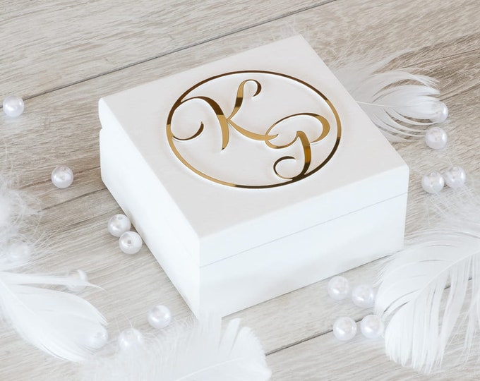 Rustic ring box for wedding, elegant ceremony accessories, glamour gift for bride and groom