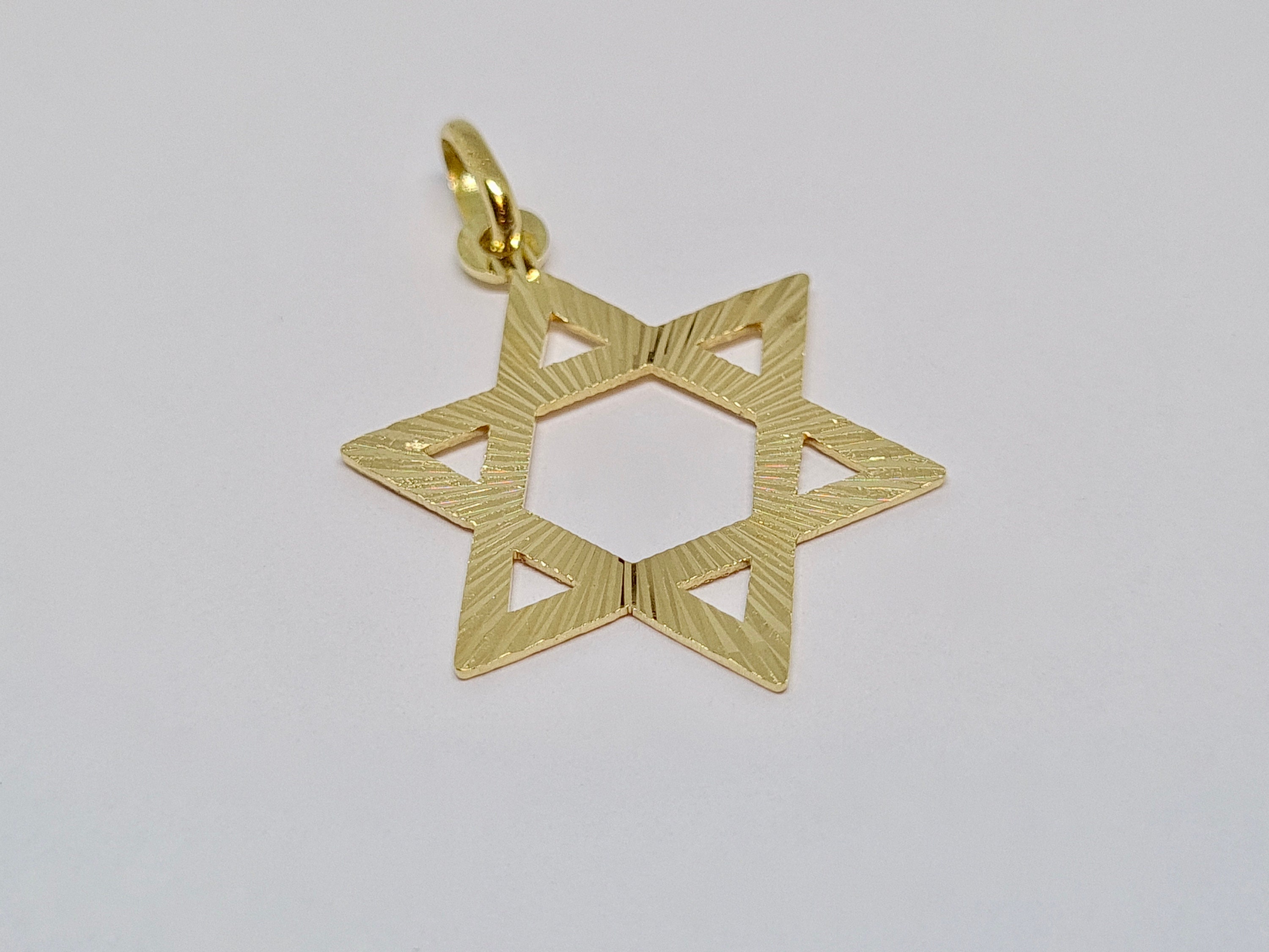 Colgante Estrella de David en oro amarillo de 18 quilates Etsy