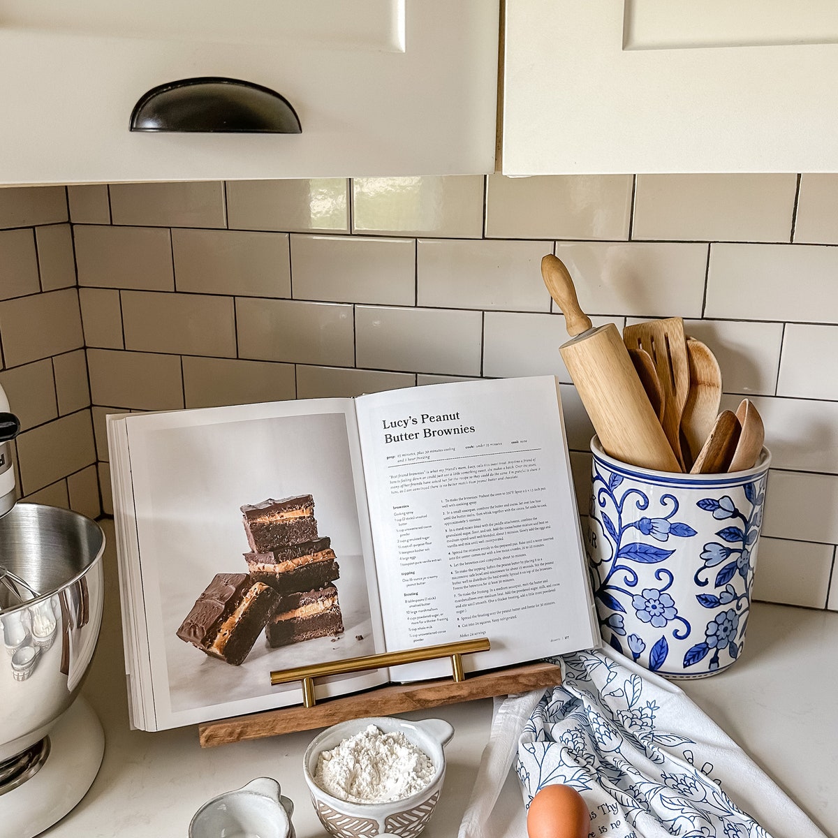 Heirloom Cookbook Stand - Etsy