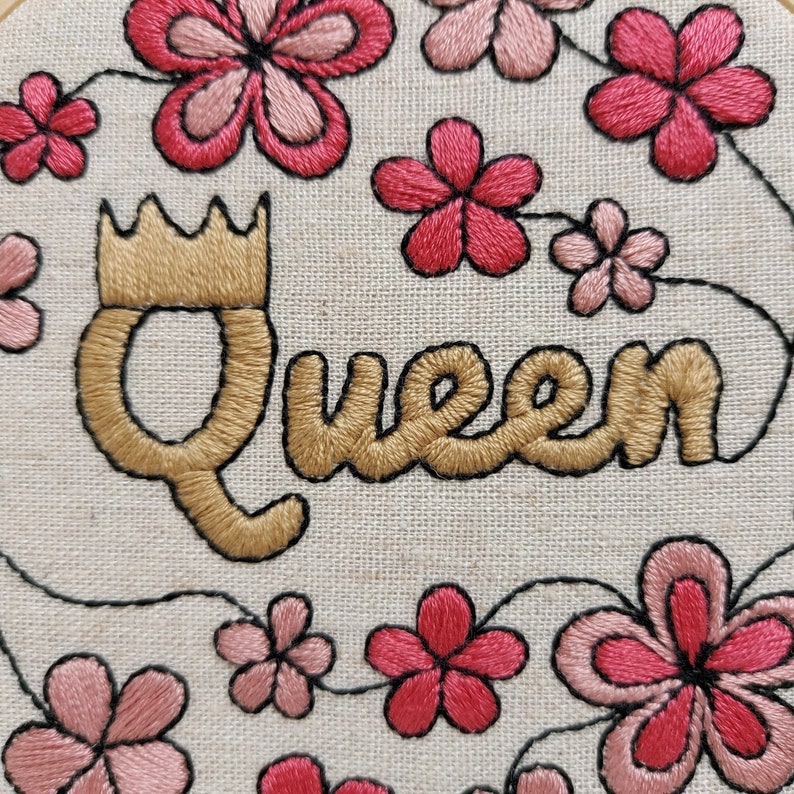 PDF DIGITAL DOWNLOAD only. Embroidery Pattern and Tutorial. Absolute Beginner. For 5/13cm size hoop. 'Queen' image 2