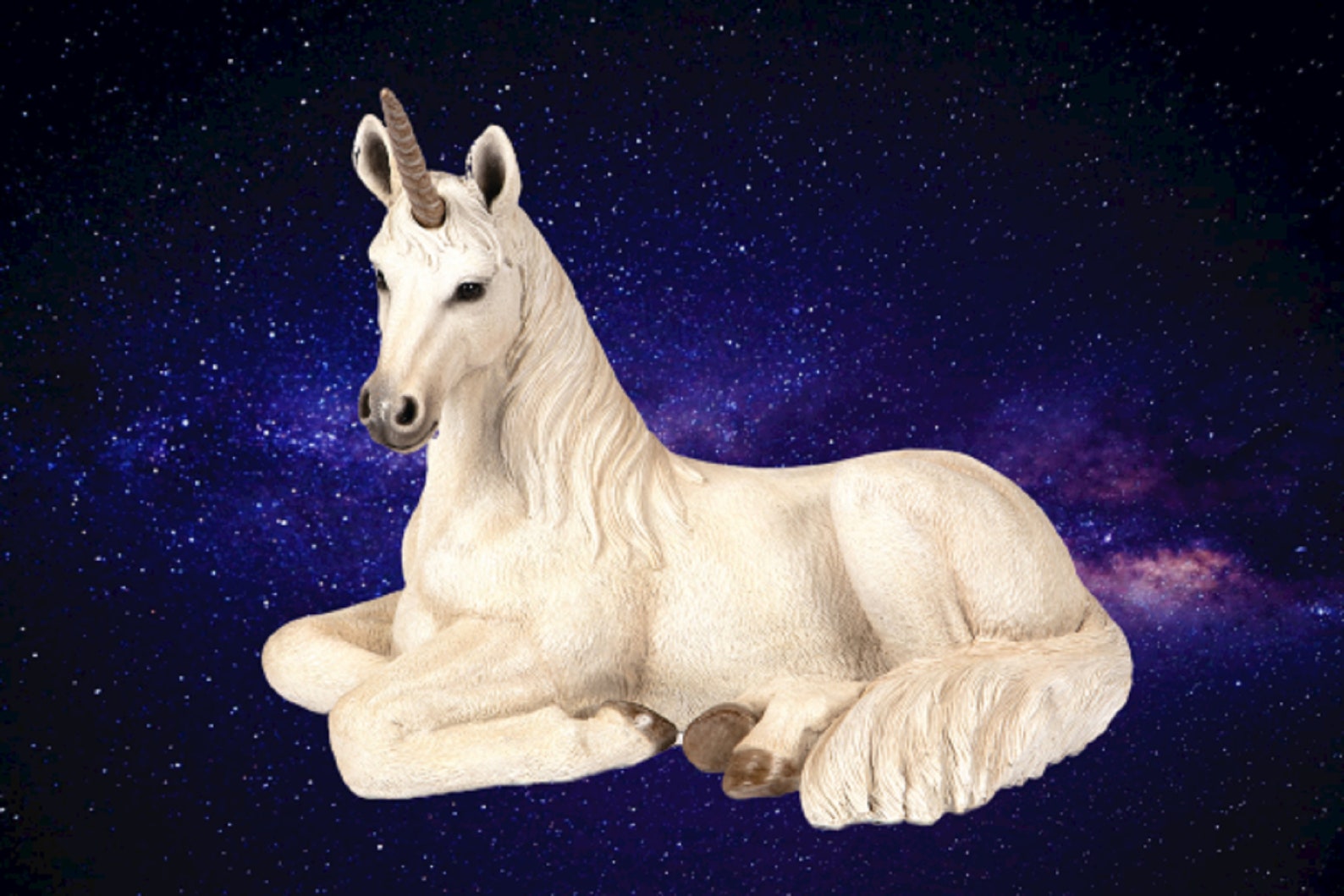 unicorn statues figurines