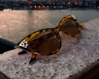 Dsquared2 キャットアイフレムメカネ D20116 690 DSQUARED2 D2 0116 Cat Eye Glasses | Fashion Eyewear US