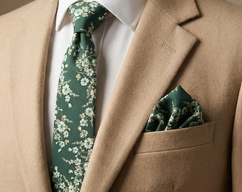Dark Green Floral Skinny Tie: Rustic Wedding Groomsmen Gift