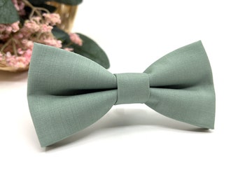 Dusty sage green bow tie, Sage green mens bow tie, boys bow tie, wedding bowtie, groomsmen bow tie, dark green bow tie, ring bearer bow tie
