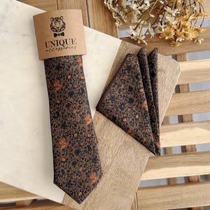 Brown Floral Tie and Pocket Square Set, Copper Rust Flower Tie, Rustic Wedding Necktie, Fall Groomsmen Gift, Skinny Floral Tie