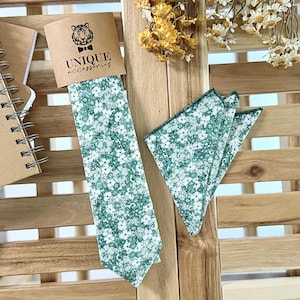 Sage Green Floral Necktie: Wedding Groomsmen Tie