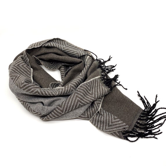 white scarves for men