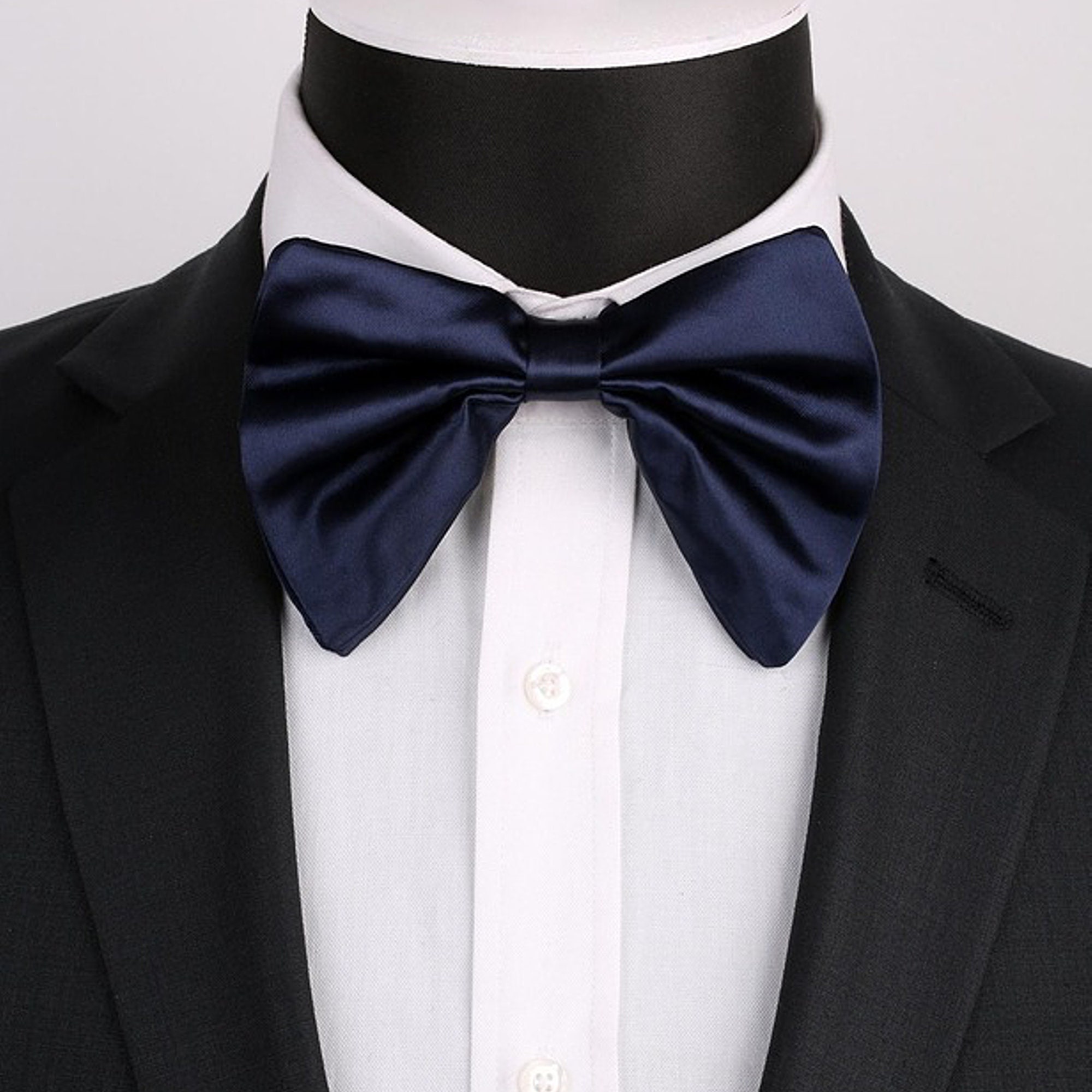 Navy bow clearance tie
