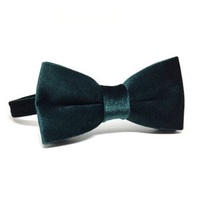 Emerald Green Velvet Bow Tie, Emerald Bow Tie, Groom Bow Tie, Wedding ...