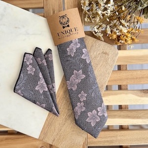 Charcoal Grey Floral Tie and Pocket Square Set, Lavender Flower Tie, Wedding Necktie, Groomsmen Gift, Formal Floral Tie
