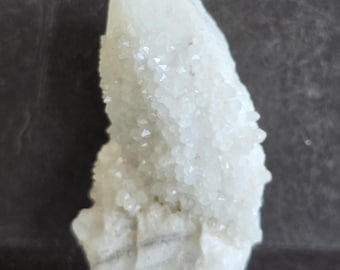 Punta de cristal de cuarzo sobre matriz procedente de la mina de Ohio, Anfiteatro de Ouray, Colorado, espécimen n.° 6920.