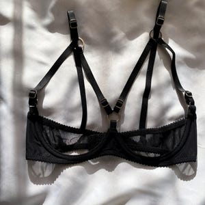 Open cupless bra for big and small breast, Shelf bra open half cup bra with support, Open crotched lingeries, Black open cupless bra