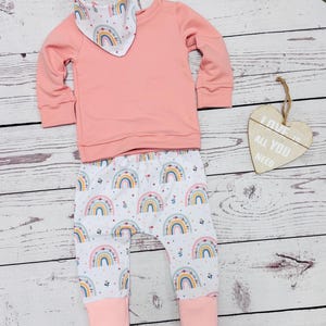 Baby Set Regenbogen - Newborn Mitwachshose Sweater und Tuch