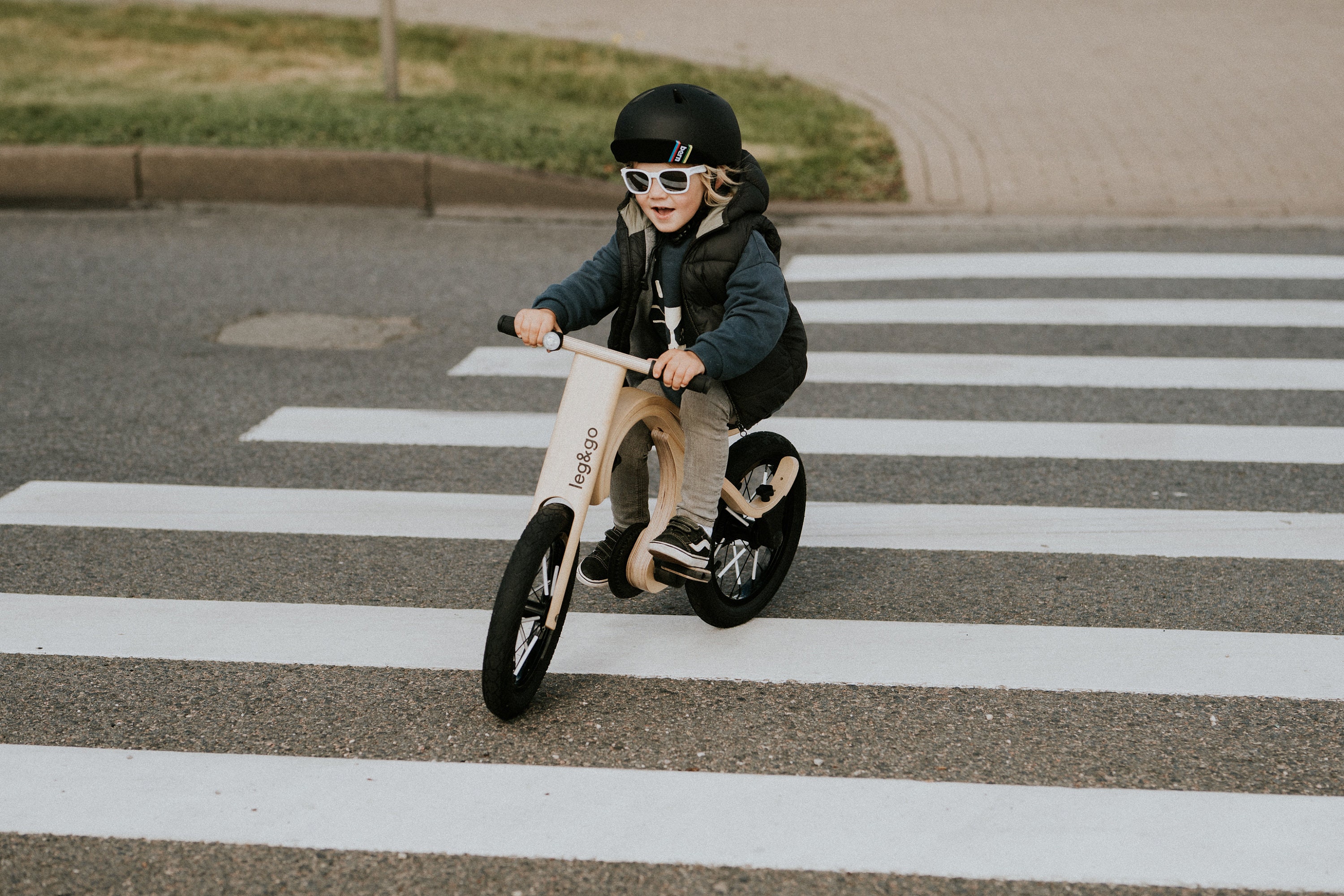balance bike that you can add pedals to