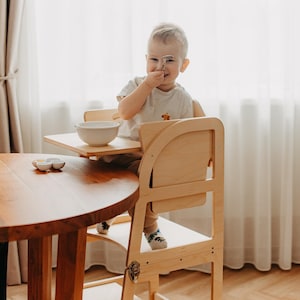 Combinazione di torre trasformabile per cucina e seggiolone per bambini