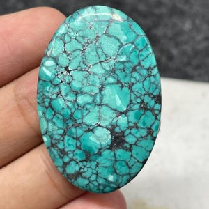 Turkoois cabochon, Hubei turkoois cabochon, natuurlijk turkoois, 32 kt 37x25x4 mm 7734