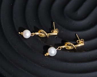 Freshwater Pearl Drop earrings,18k gold knot dangle pearl earrings,baroque pearl dangle earrings, bridal earrings pearl, Bridesmaid earrings