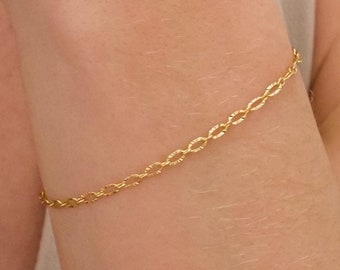 Gold sparkle chain bracelet, 18k gold filled shiny bracelet,gold stacking bracelet for women, dainty chain bracelet