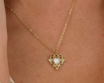 Gold heart necklace, vintage style heart necklace for women