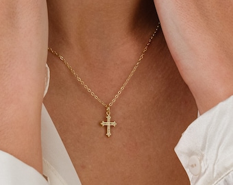 Zierliche goldene Kreuz Halskette, vergoldete Kreuz Anhänger Halskette für Frauen, minimalistische religiöse Halskette für Frauen