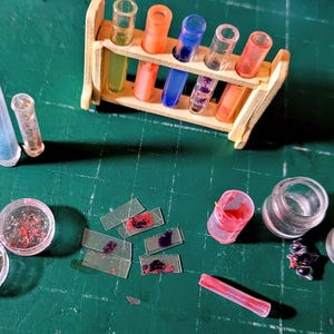 Miniature Science Lab Test Tube Set – 1:12 Scale Dollhouse Chemistry Prop | Mini Lab Decor | Handmade Potion Bottles in Rack