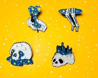 human skeleton special design vintage Enamel Pin - Punky Pins｜pin badge｜badges Funny pins, Cute Pins in the UK
